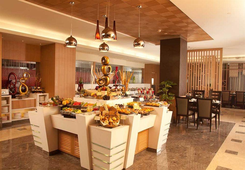 Radisson Blu Suites Gurgaon Exterior foto